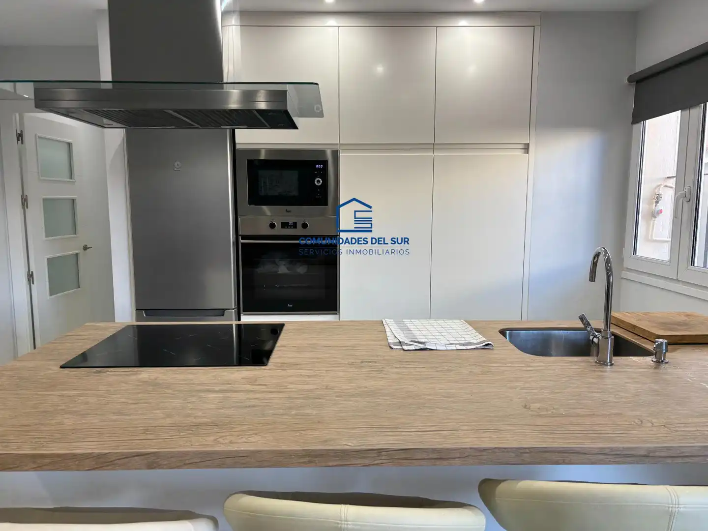 Kitchen of Ground floor for sale in El Puerto de Santa María  with Private garden, Terrace and Storage room