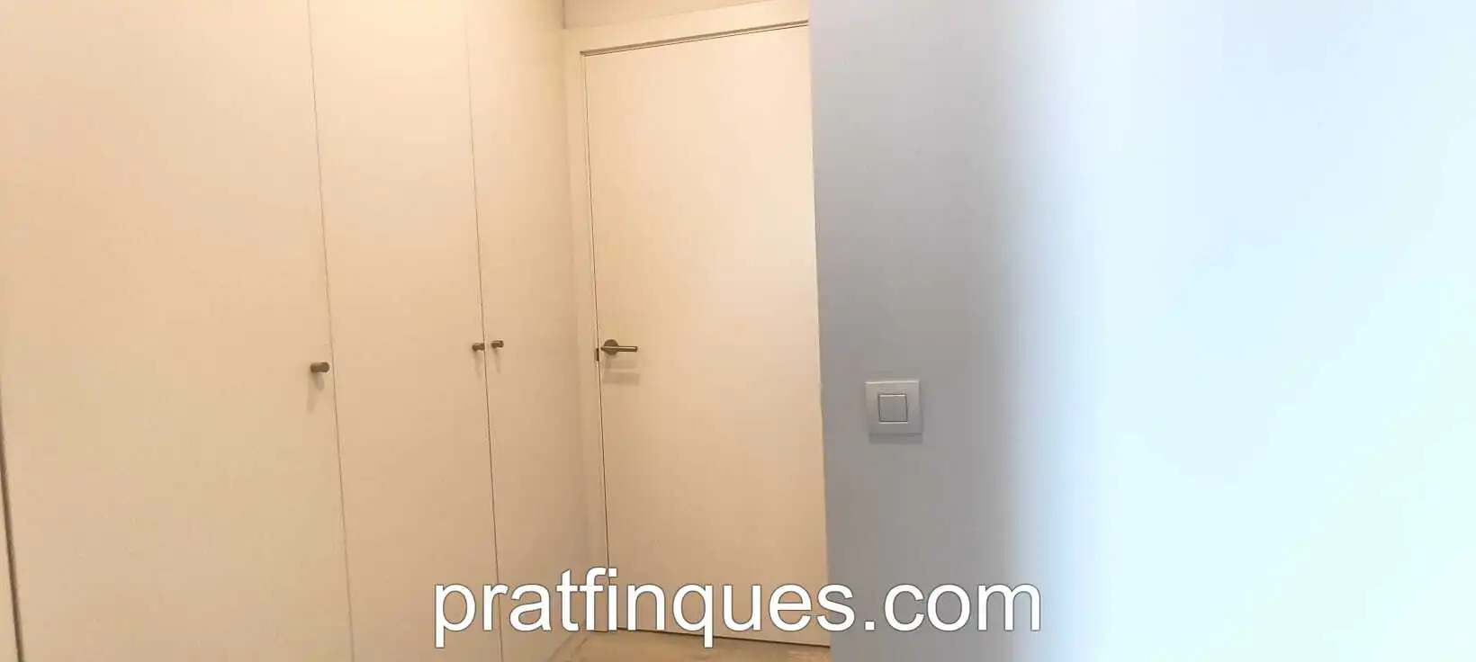 Schlafzimmer von Wohnung zum Verkauf in L'Hospitalet de Llobregat mit Klimaanlage, Heizung und Parkett