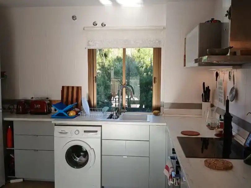 Cuina de Apartament de lloguer en Mijas amb Aire condicionat i Piscina