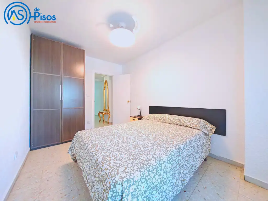 Flat for rent in Calle de Felisa Galé, 2, La Jota