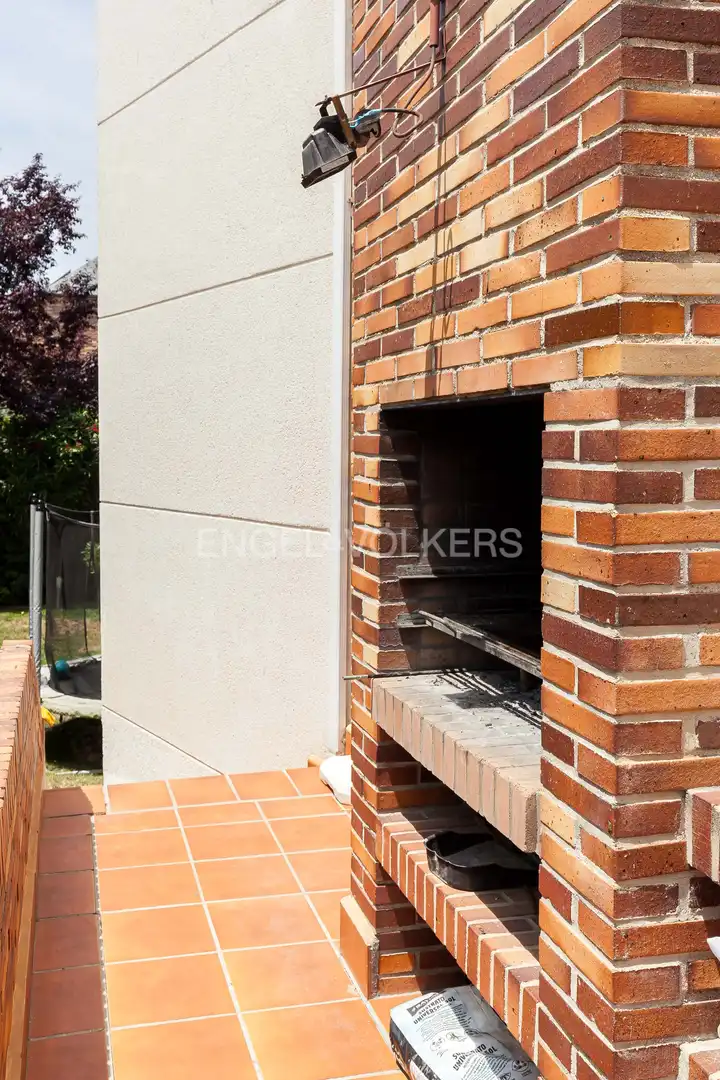 Terrassa de Casa adosada de lloguer en Majadahonda amb Aire condicionat, Calefacció i Jardí privat