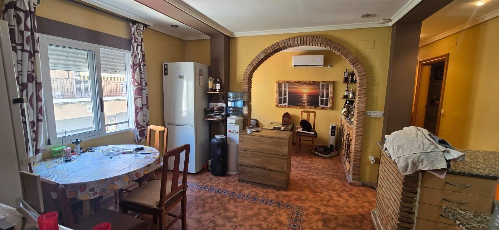Kitchen of Flat for sale in  Valencia Capital  with Air Conditioner and Terrace
