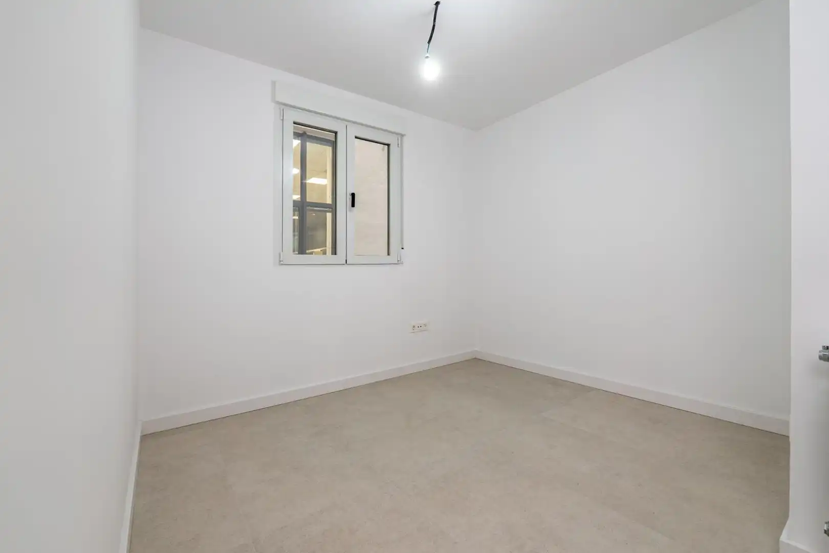 Bedroom of Flat for sale in Granada  with Air Conditioner and Heating