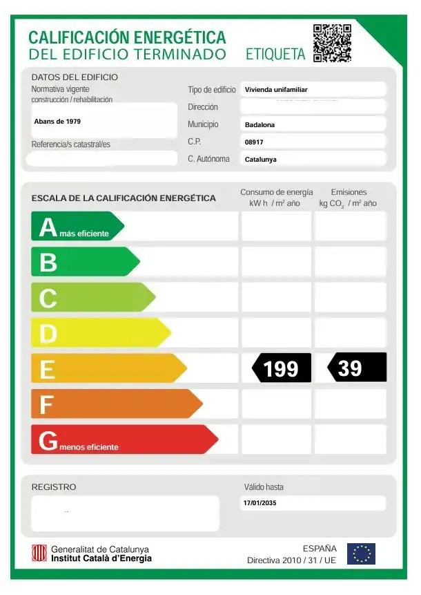 Garten von Einfamilien-Reihenhaus zum Verkauf in Badalona mit Klimaanlage, Heizung und Terrasse
