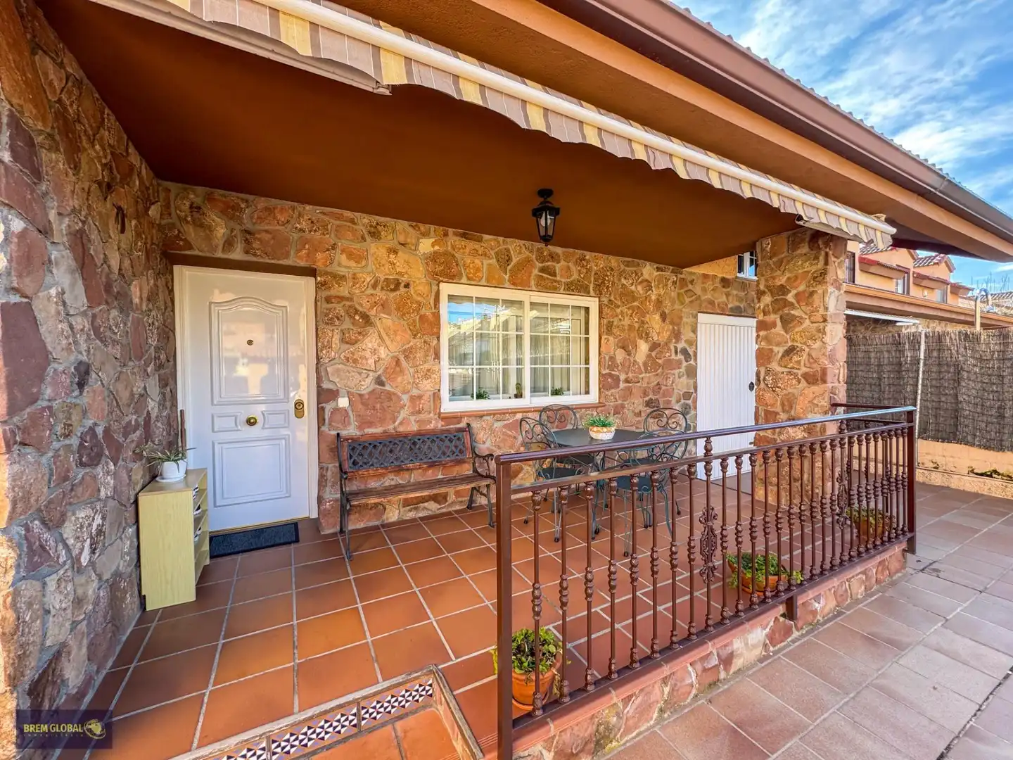 Terrassa de Casa adosada en venda en La Cabrera amb Calefacció, Jardí privat i Traster