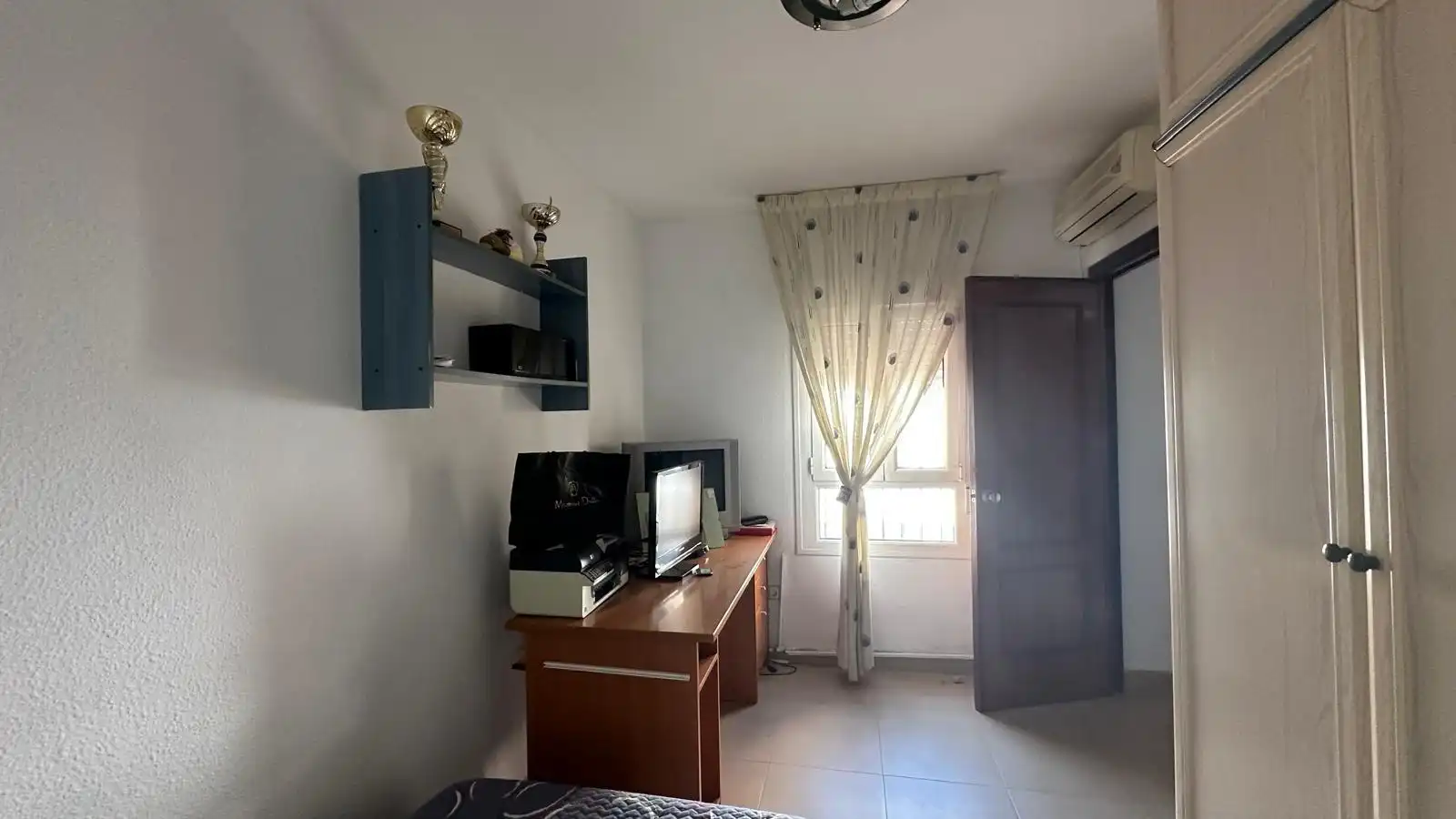Habitación de Casa adosada en venta en Roquetas de Mar