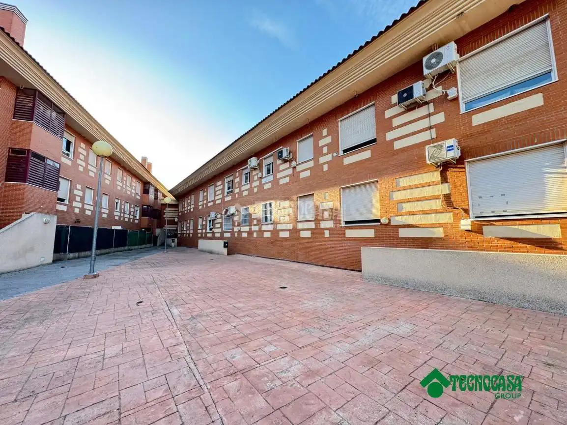 Vista exterior de Pis en venda en Gerindote amb Aire condicionat, Terrassa i Balcó