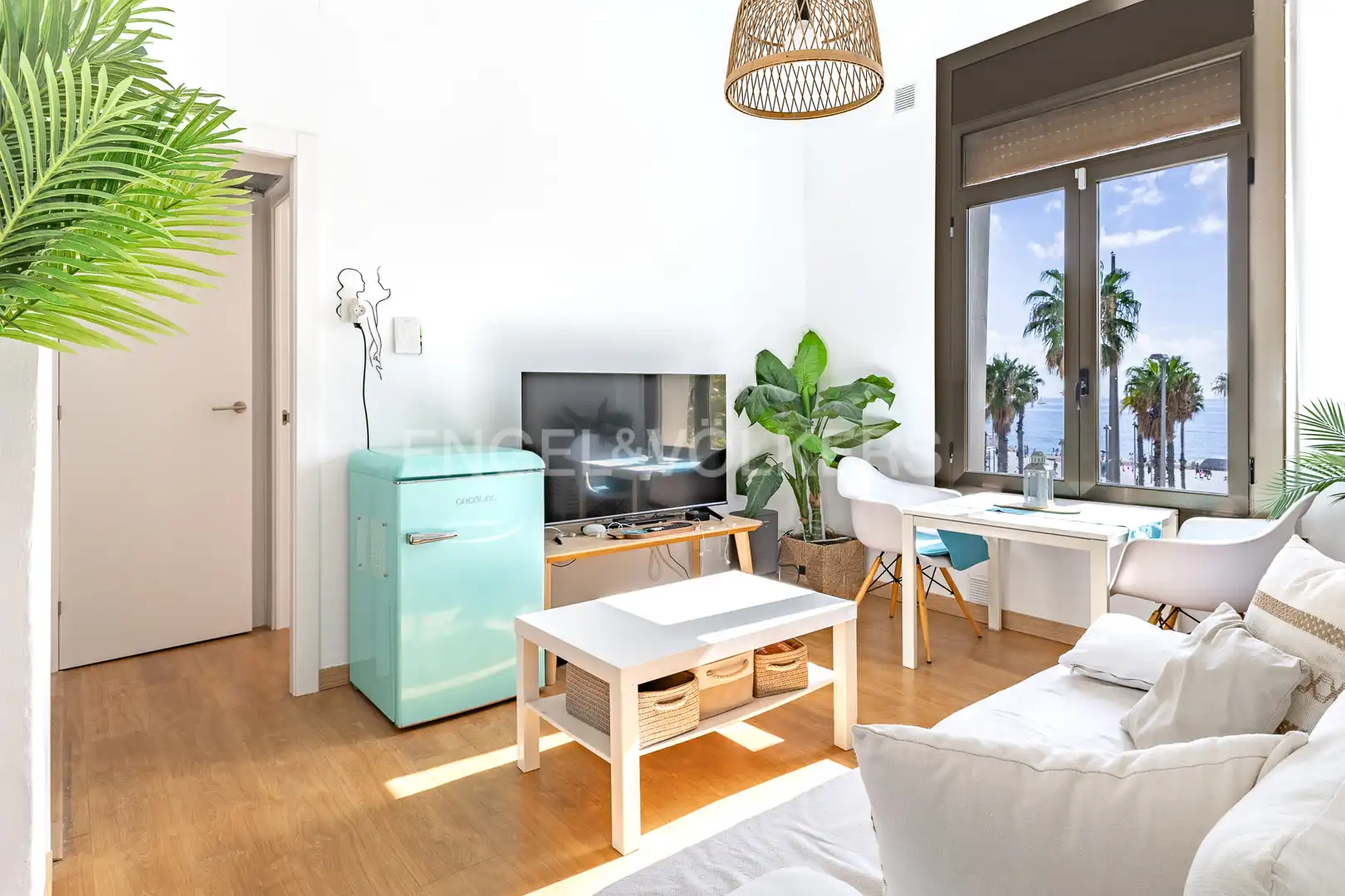 Wohnzimmer von Wohnung zur Miete in Barcelona mit Heizung, Parkett und Möbliert