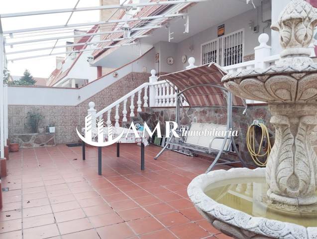 Casa adosada en Venta en Torrejón de la Calzada