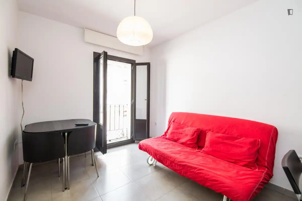 Appartement compact avec ascenseur à louer à Ciutat Vella, imagen 2