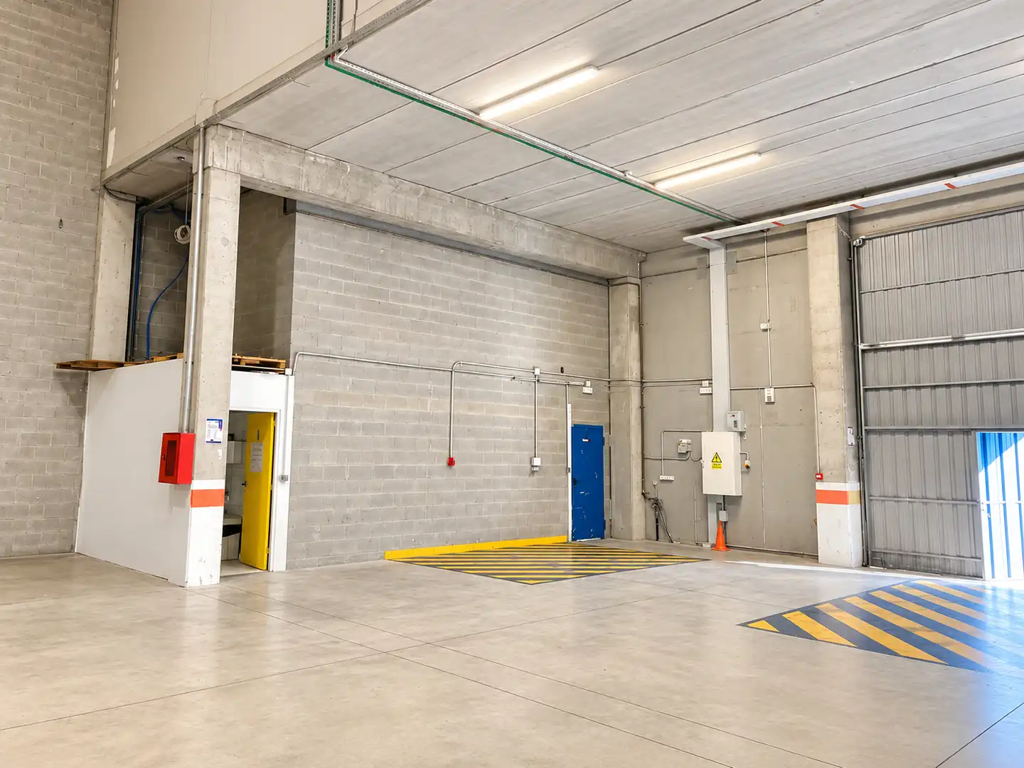 Industrial building to rent in Sant Andreu de la Barca, imagen 4