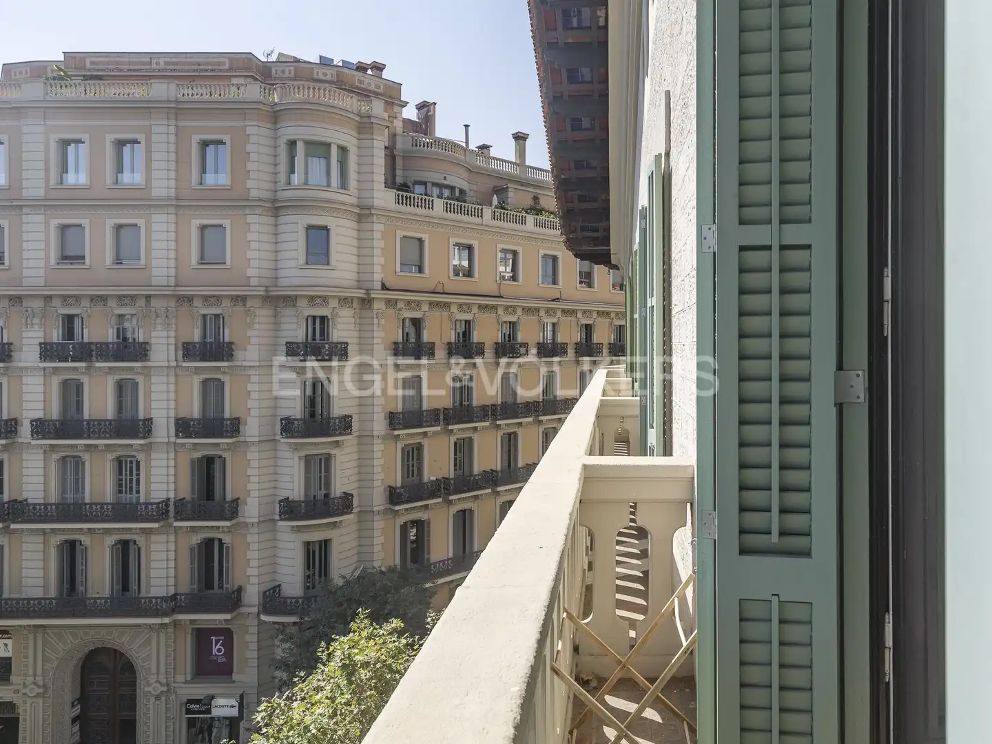 Terrasse von Dachboden zur Miete in Barcelona mit Klimaanlage, Heizung und Parkett