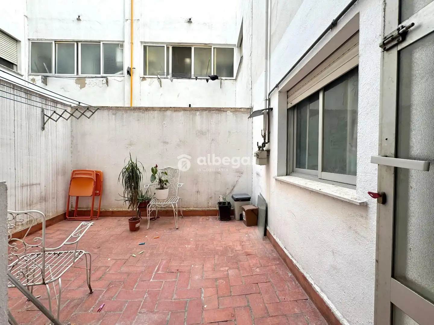 Vista exterior de Pis en venda en Valencia amb Aire condicionat, Terrassa i Forn