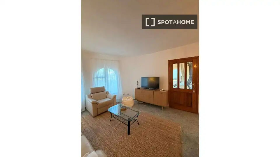 Sala d'estar de Apartament per a compartir en Benitachell / El Poble Nou de Benitatxell amb Aire condicionat, Terrassa i Moblat