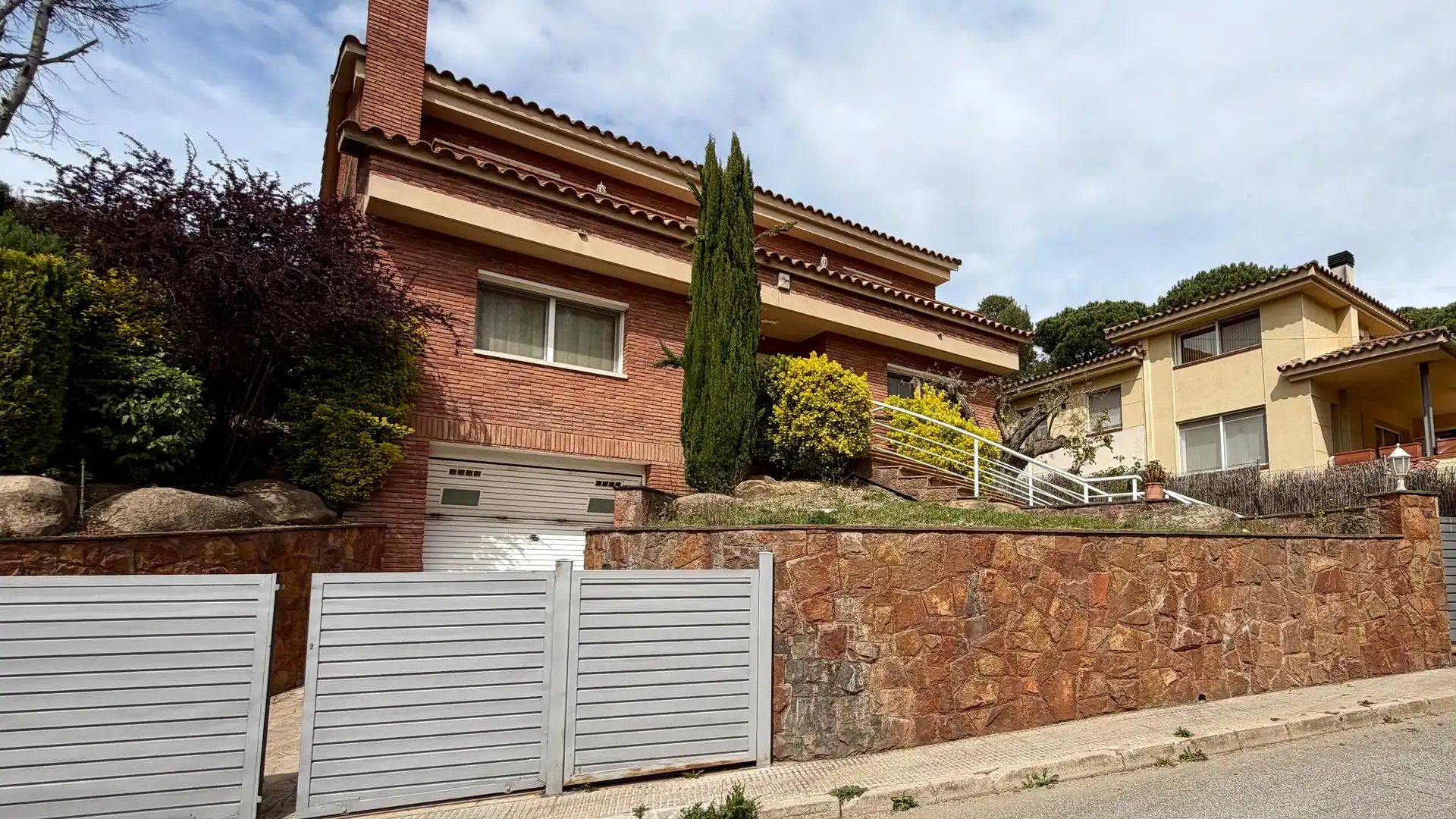 Vista exterior de Casa o chalet en venta en Vallromanes con Calefacción, Terraza y Piscina