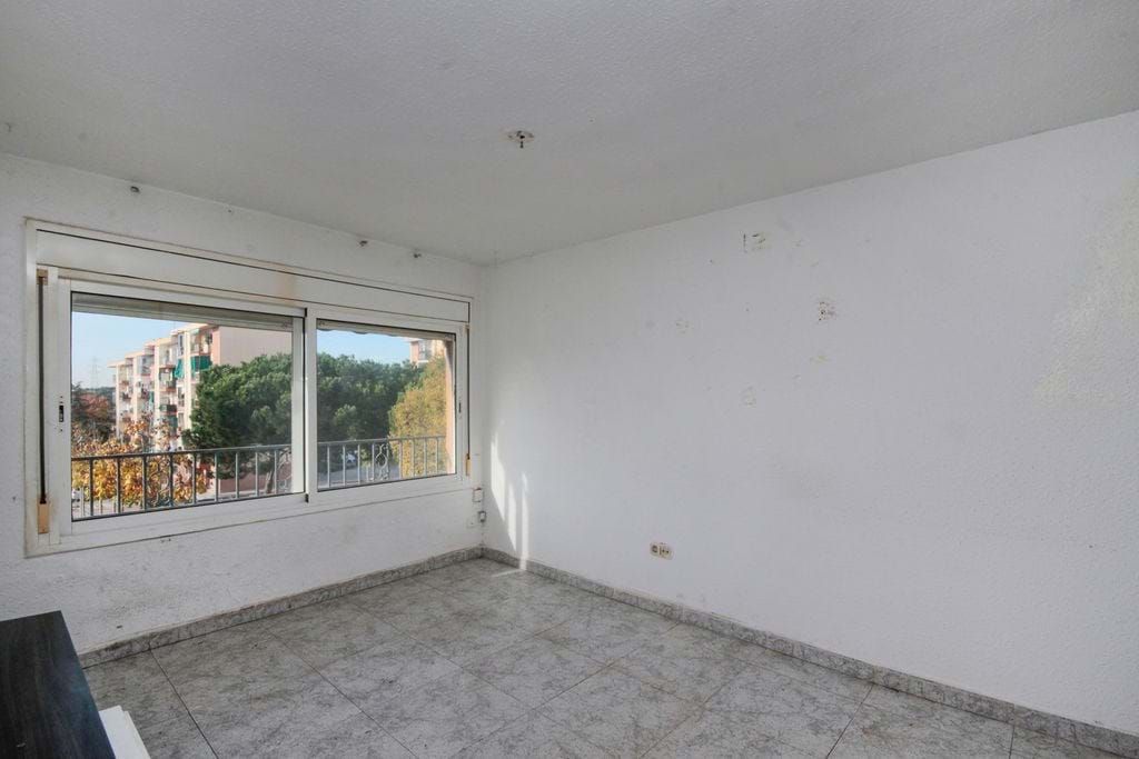 Bedroom of Flat for sale in Montornès del Vallès