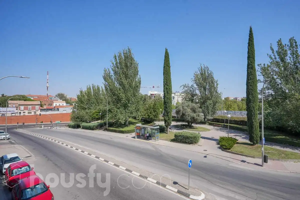 Flat for sale in Cine, Campamento