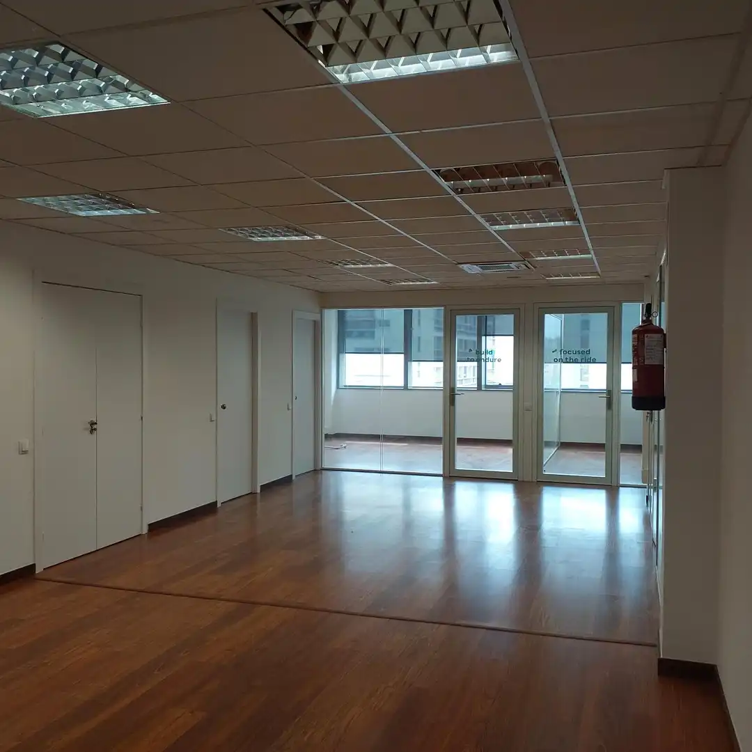 Office space with lift to rent in Gran Via de les Corts Catalanes, imagen 13