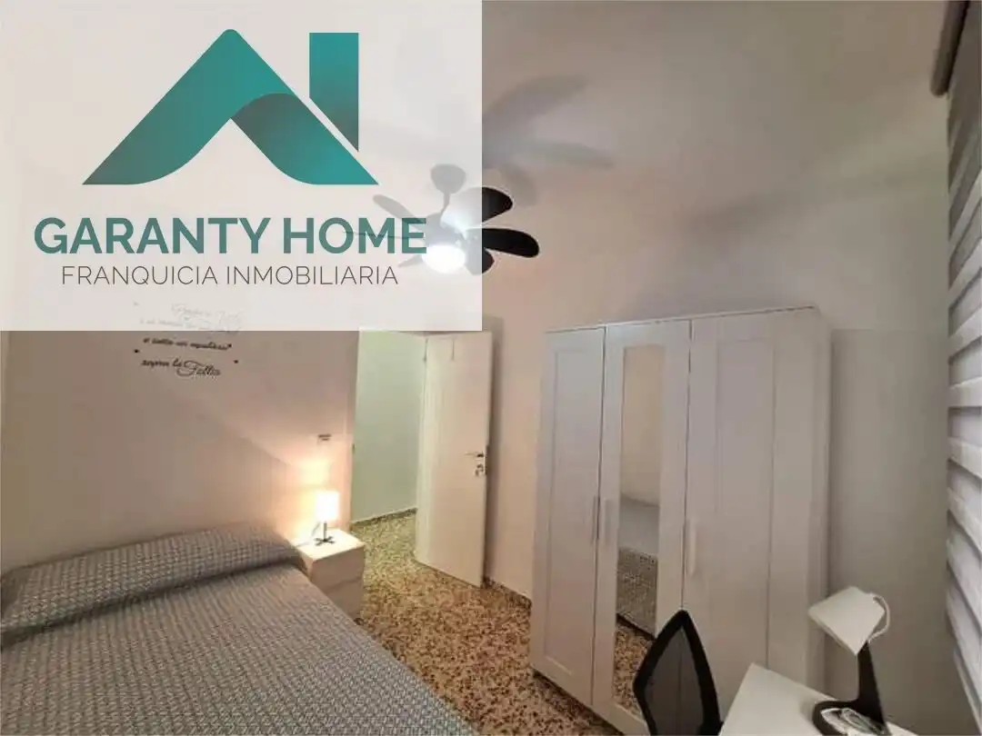 Wohnung zur Miete in Jaén mit Klimaanlage, Terrasse und Möbliert