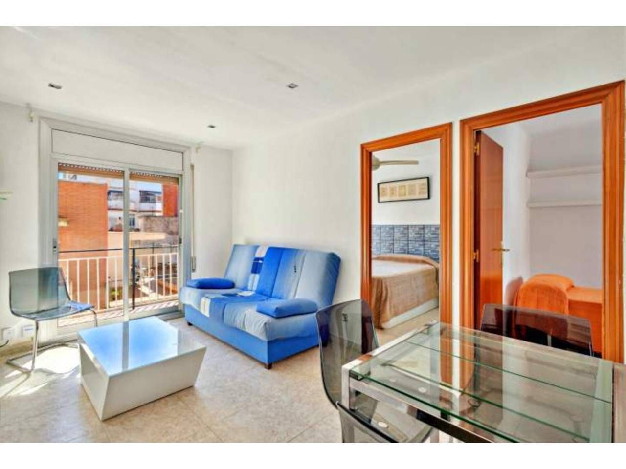 Bedroom of Apartment for sale in L'Hospitalet de Llobregat  with Air Conditioner, Heating and Furnished