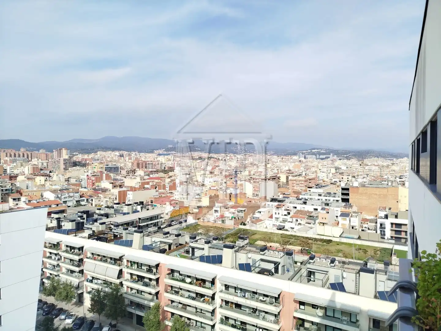 Vista exterior de Piso en venta en Badalona con Aire acondicionado, Calefacción y Parquet