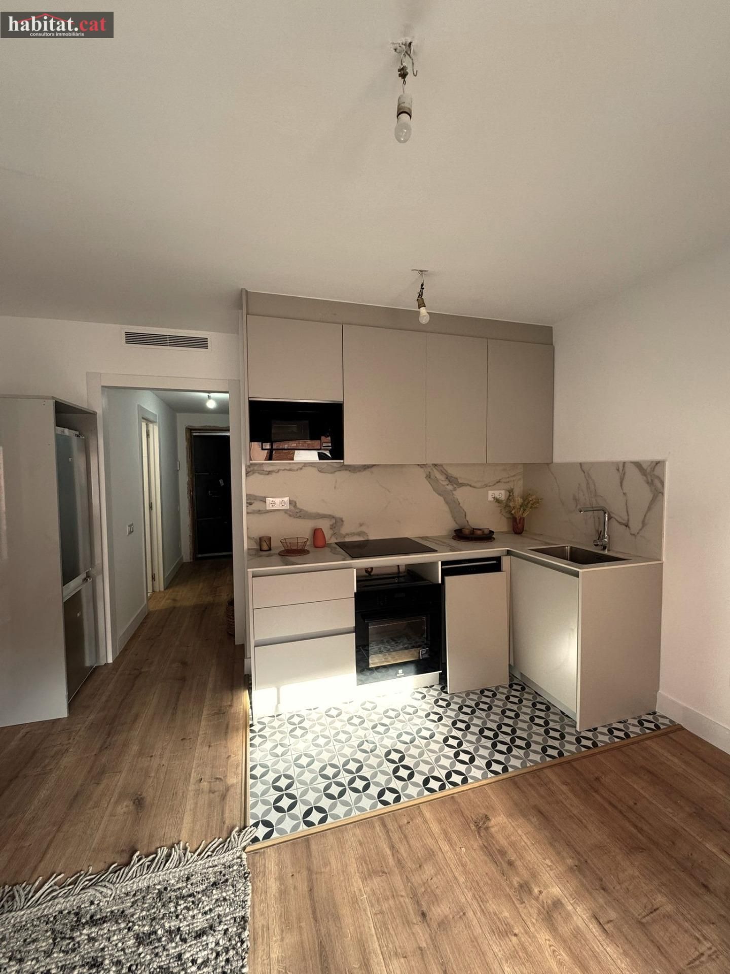 Cuina de Pis en venda en Vilanova i la Geltrú amb Balcó