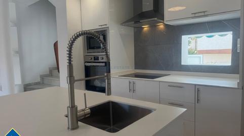 Foto 3 de Casa adosada en venta en Zona los Frutales, Torrevieja