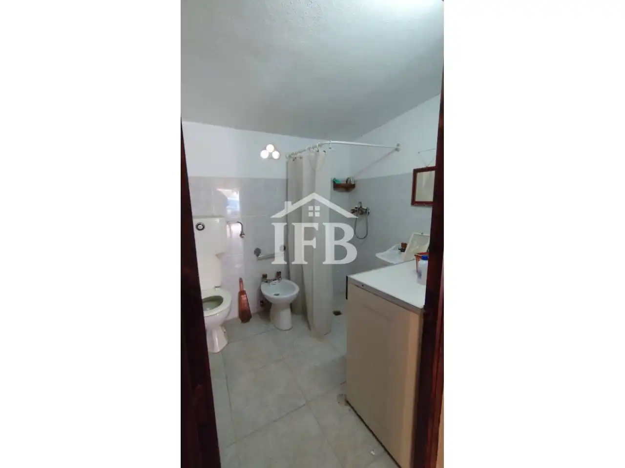 Baño de Terreno en venta en La Codosera