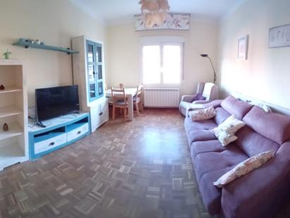 Living room of Flat for sale in  Pamplona / Iruña