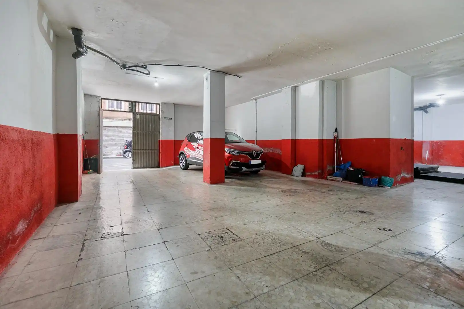 Local en venta en Calle LOMA DE DILAR, Crta. De la Sierra