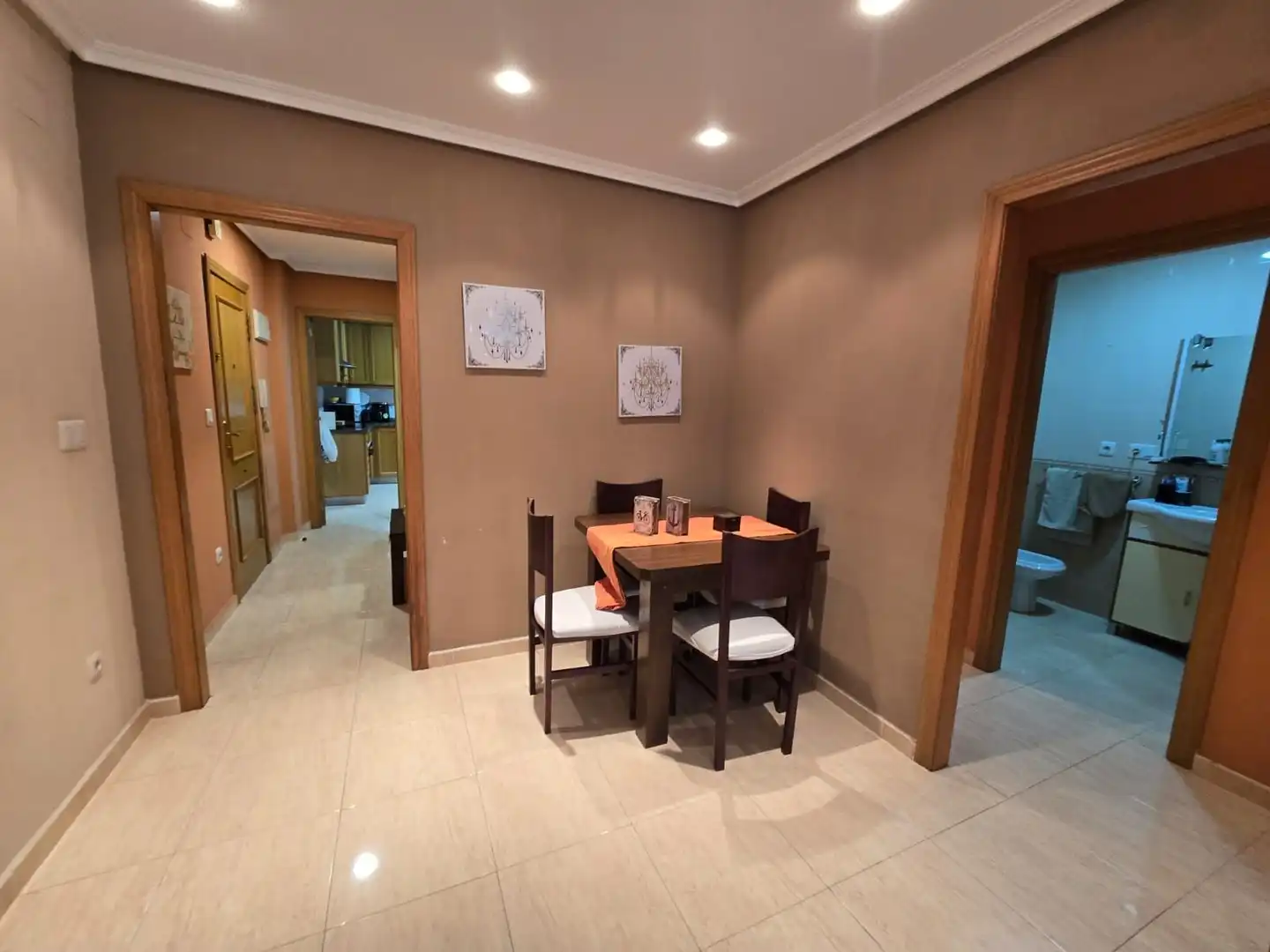 Menjador de Apartament en venda en Santa Pola amb Aire condicionat i Moblat