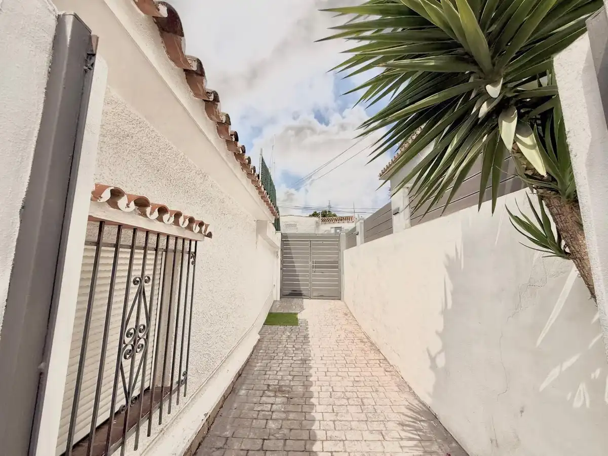 Exterior view of Detached homes for sale in Benalmádena  with Air Conditioner, Heating and Private garden