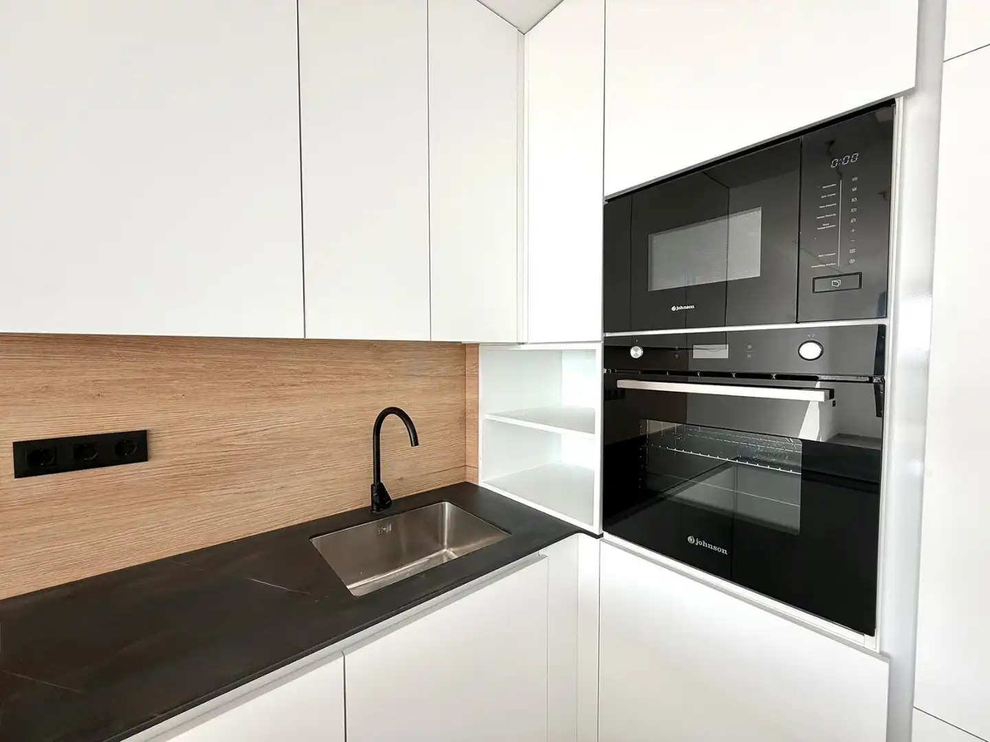 Cuina de Apartament en venda en Orihuela amb Terrassa, Traster i Piscina comunitària