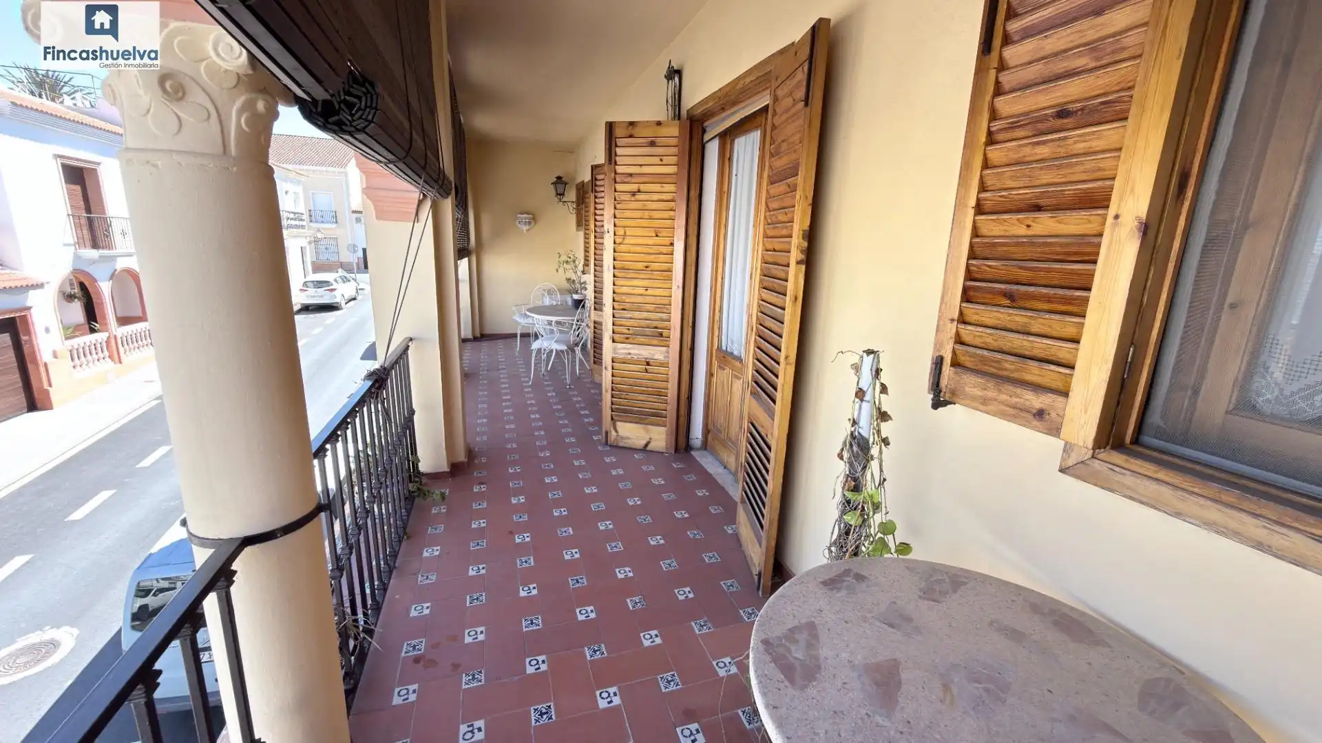 Terrassa de Casa adosada en venda en Palos de la Frontera amb Terrassa, Moblat i Balcó