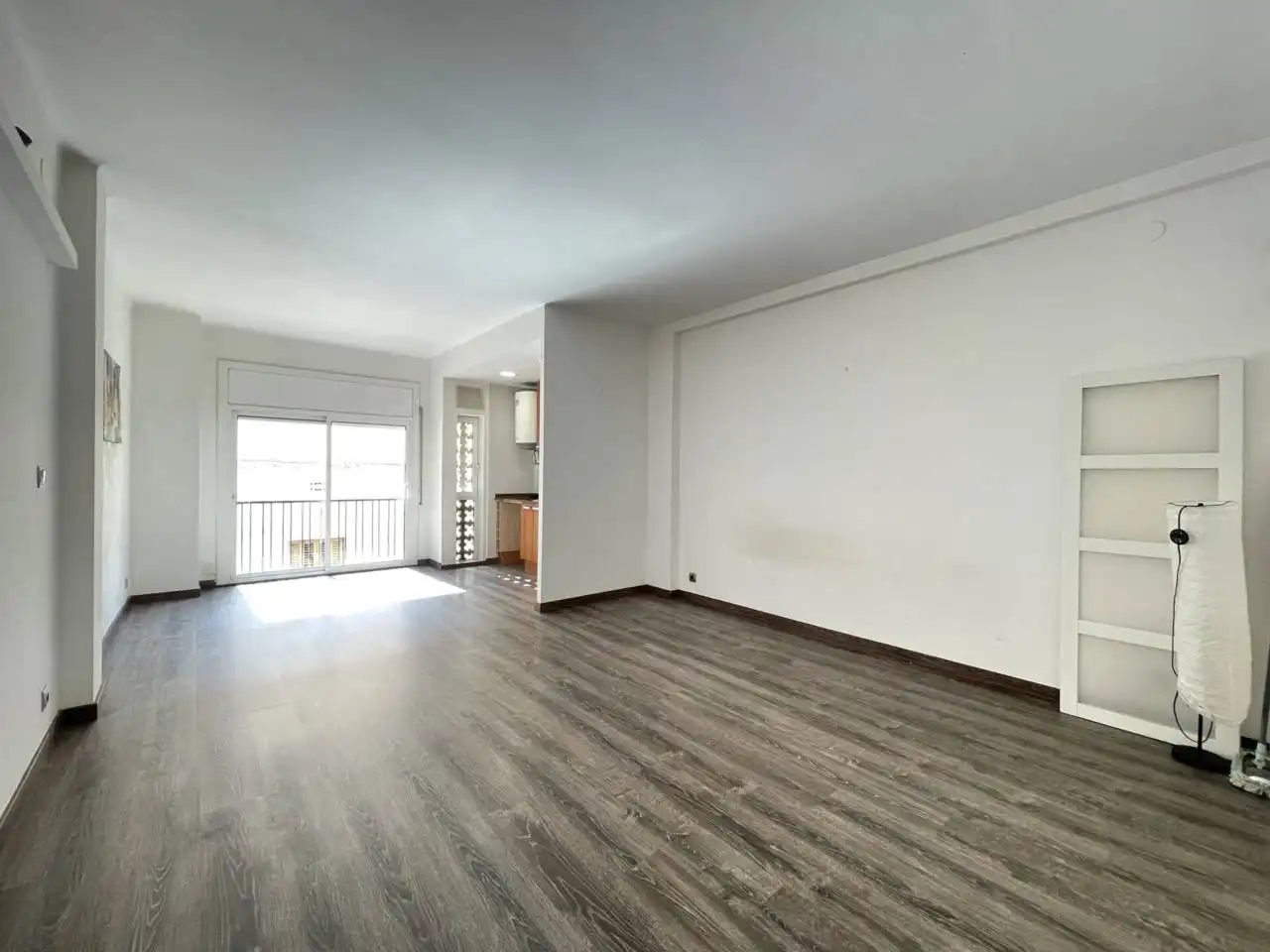 Living room of Flat for rent in Barcelona  with Parquet flooring