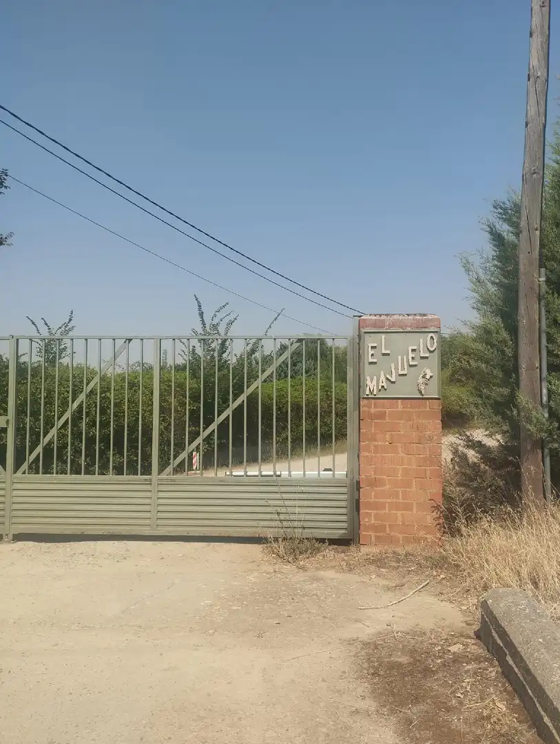 Terrenos y solares en venta en UR MAJUELO