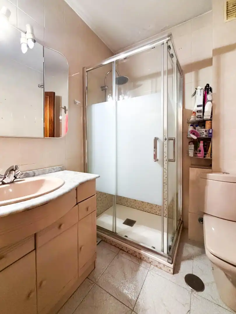 Bathroom of Attic for sale in Madrid  with Air Conditioner, Heating and Terrace