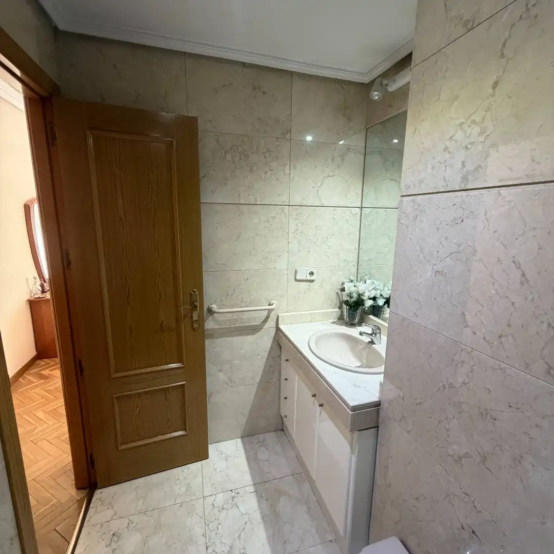 Baño de Piso en venta en Madrid con Piscina comunitaria