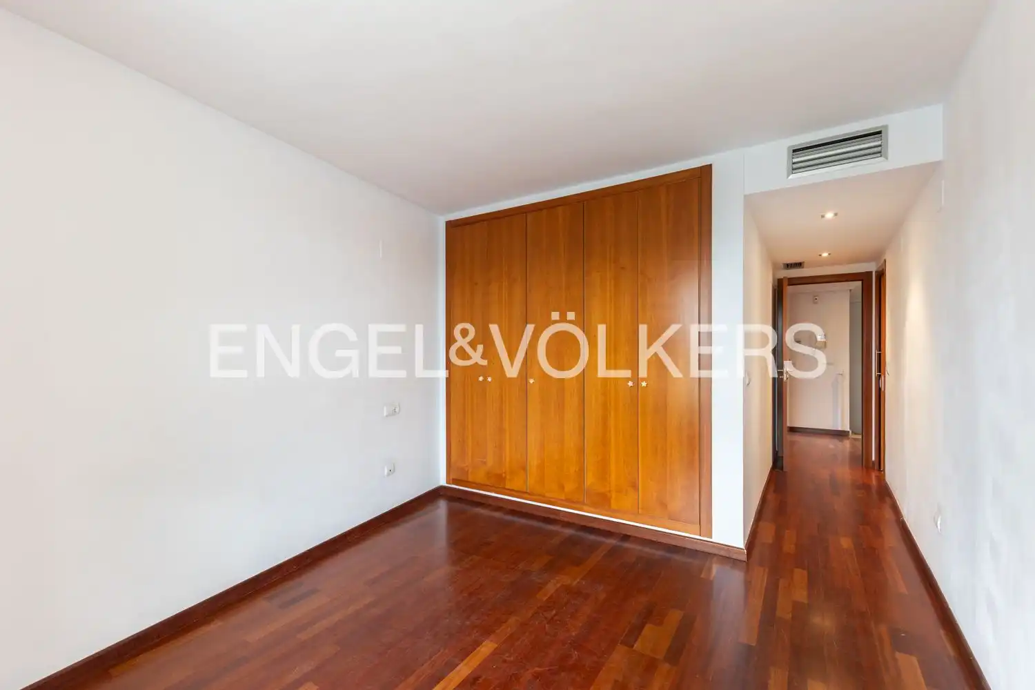 Bedroom of Duplexes for sale in Valencia  with Air Conditioner, Heating and Private garden