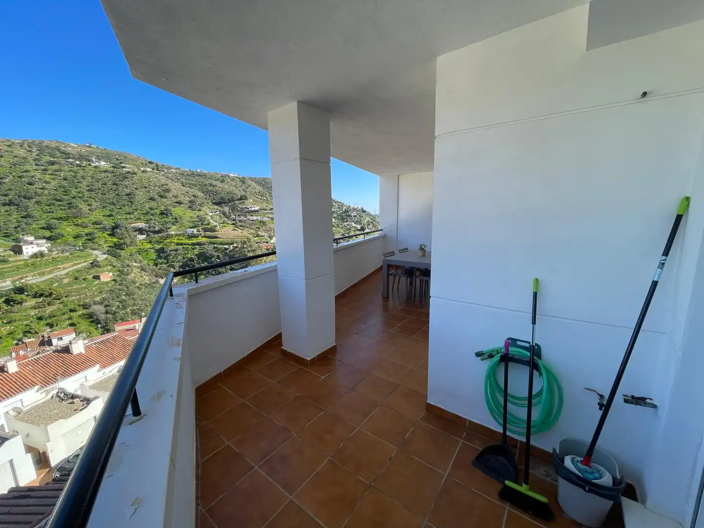 Terraza de Piso en venta en Torrox con Terraza, Trastero y Piscina