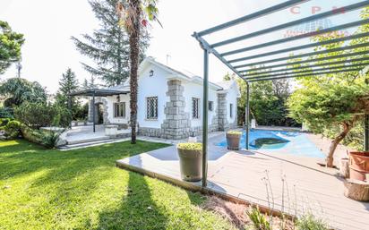 Jardí de Casa o xalet de lloguer en  Madrid Capital amb Terrassa i Piscina