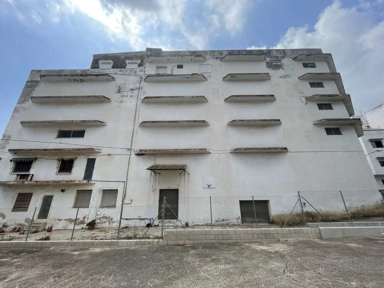 Misto residenziale in vendita a Centro ciudad, imagen 2