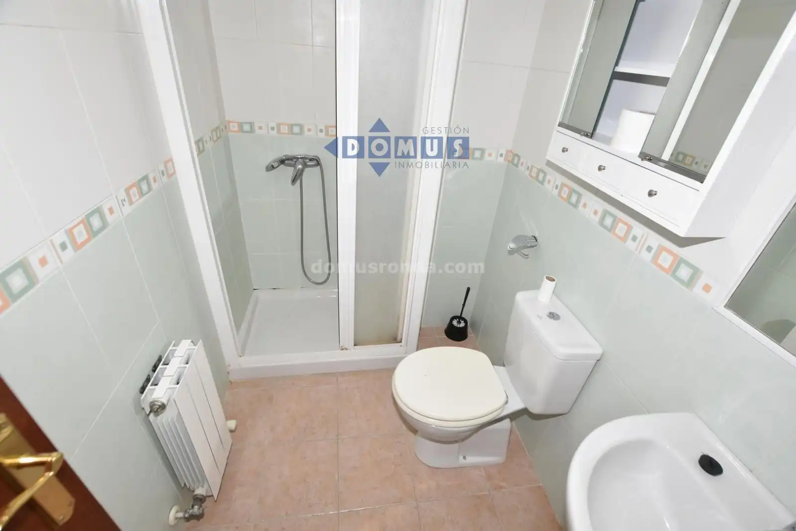 Badezimmer von Wohnung zur Miete in Ronda mit Heizung und Möbliert
