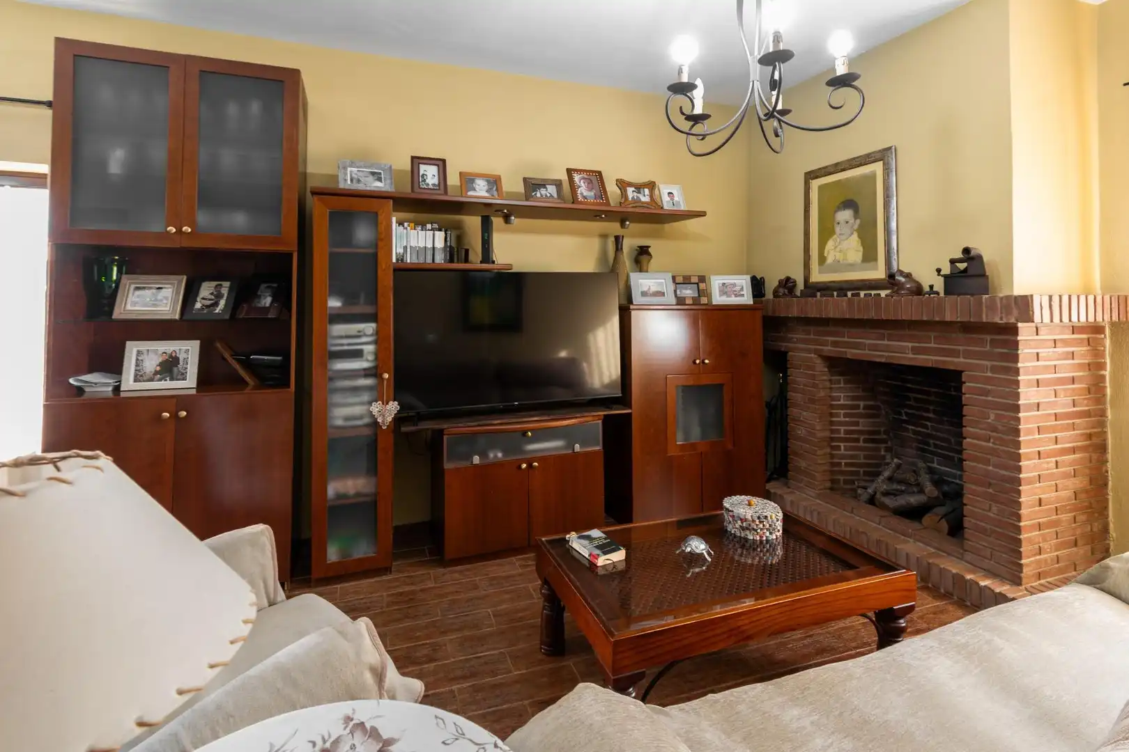 Sala d'estar de Casa o xalet en venda en El Retiro - Parque Atlántico - Ronda este