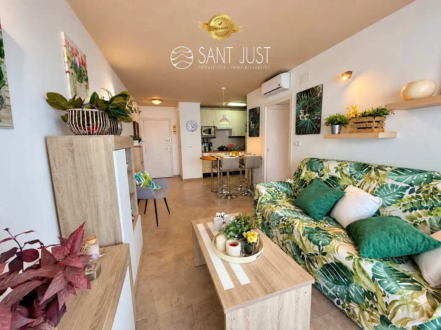 Apartment with pool for sale in Carrer de la Punta del Cavall 29, imagen 2