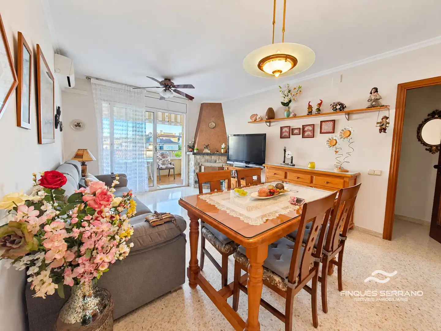 Sala de estar de Piso en venta en Nucli Antic