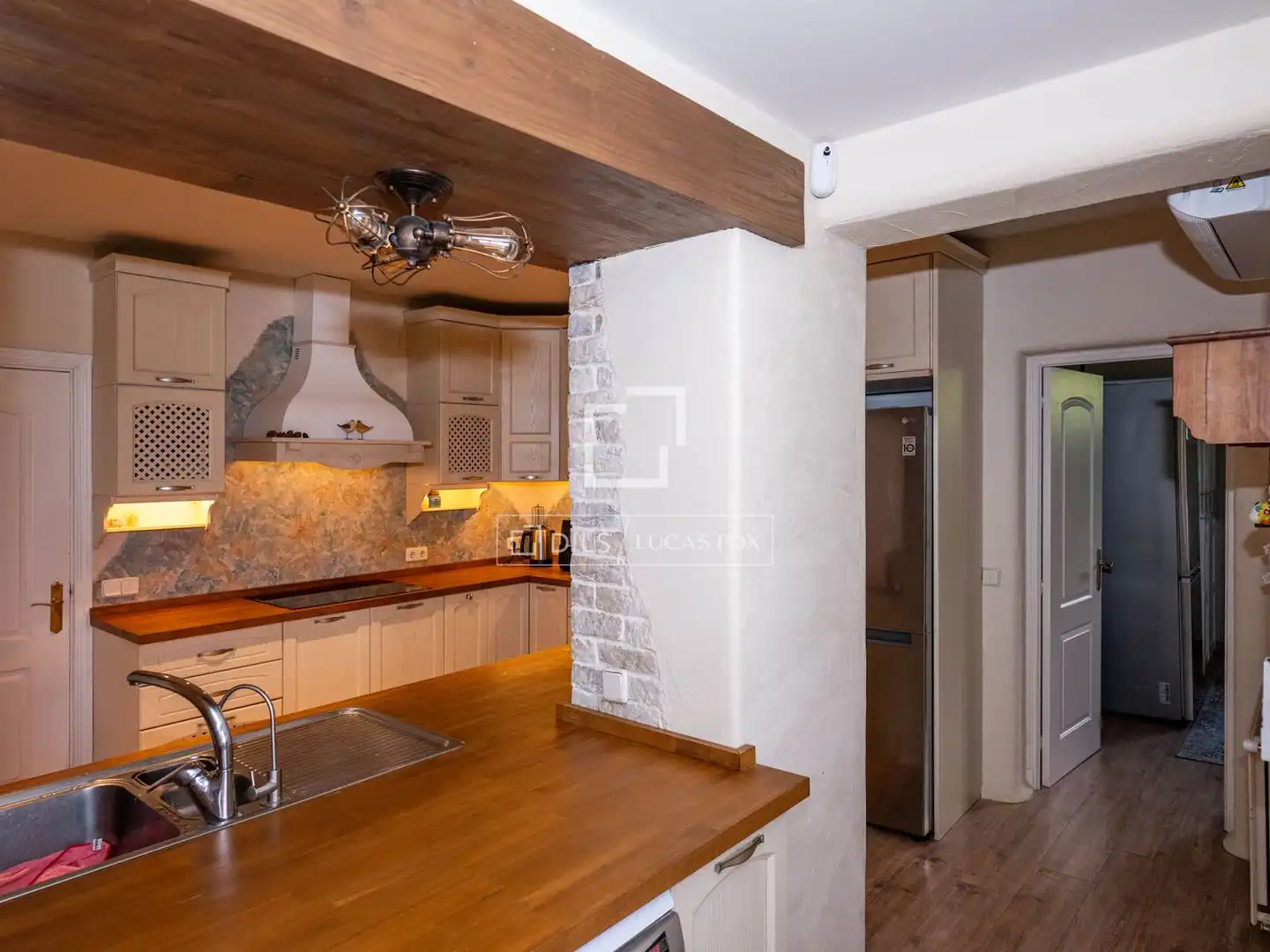 Kitchen of Houses for rent in Madrid  with Air Conditioner, Heating and Private garden