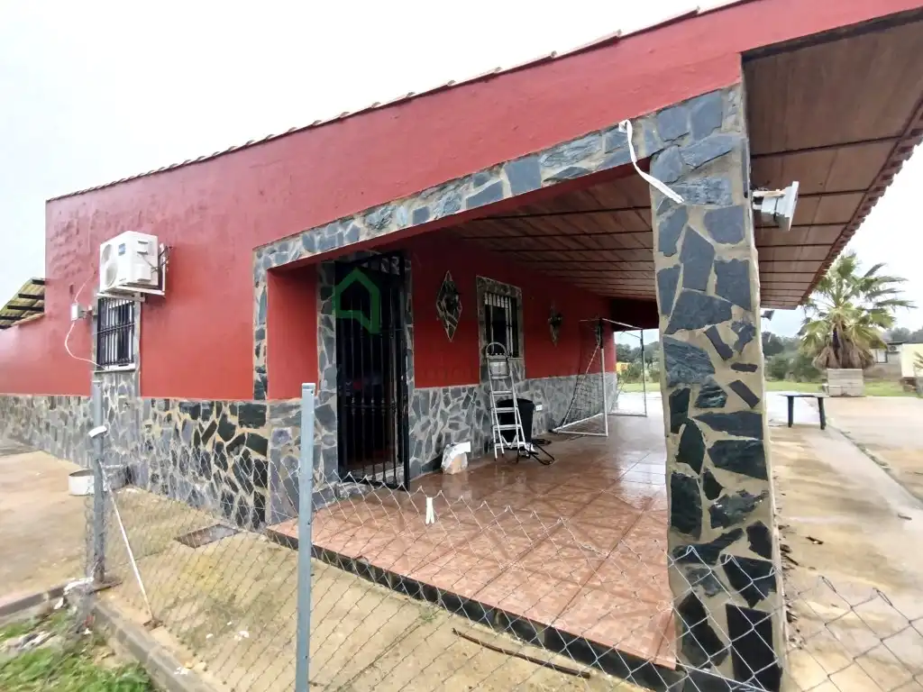 Vista exterior de Casa o chalet en venta en Badajoz