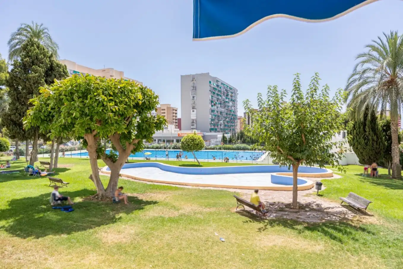 Piscina de Apartamento en venta en Benidorm con Piscina, Amueblado y Piscina comunitaria