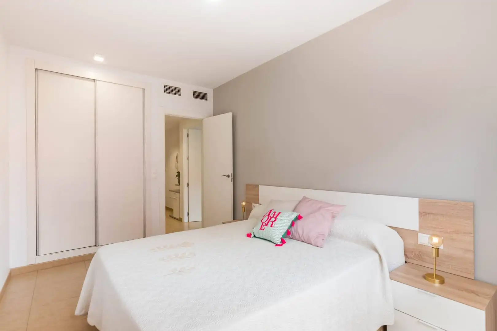 Bedroom of Apartments for sale in Murcia  with Air Conditioner, Storage room and Furnished